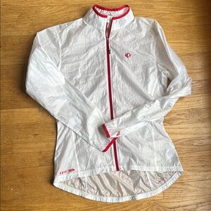 Pearl Izumi lightweight windbreaker for cycling or running